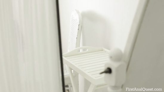 Dazzling blonde riding an astonishingly huge dong