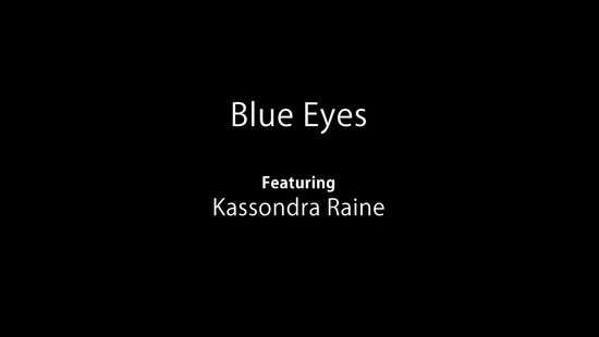 Dame shoving fingers in her drenched cunt and licking them