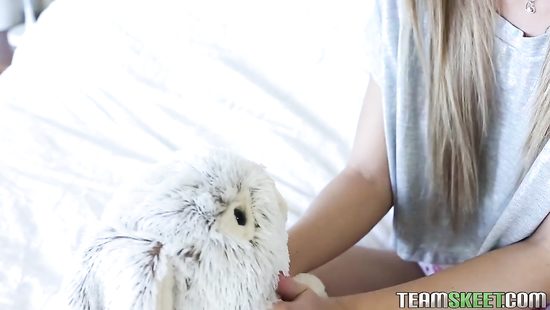 Brunette fucked after steamy pussy fingering