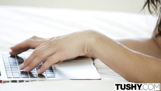 Gracie Glam deepthroated and ass fucked