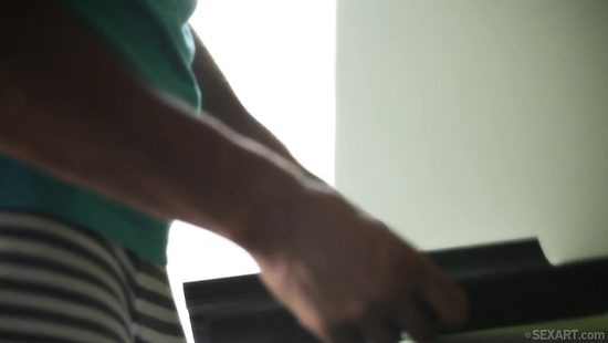 Hot maiden smashed in an intense bed sex