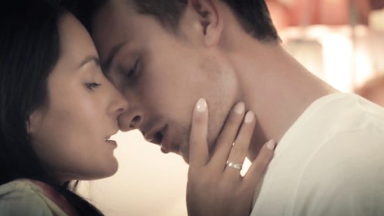 Sensual bedsex with hot chic