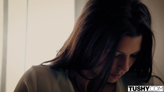 Digging into dame's tight butt hardcore