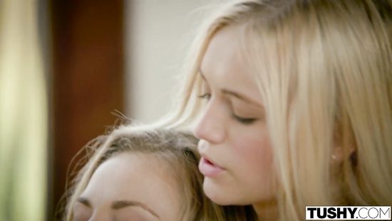 Bald dude banging hot blondes in a steamy FFM