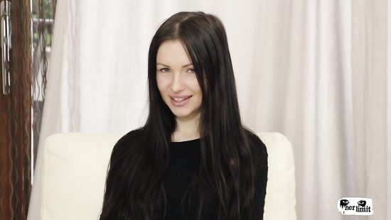 Stud opening friendly fire on Sasha Rose's asshole