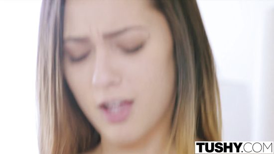 Whore thoroughly nailed in the butt