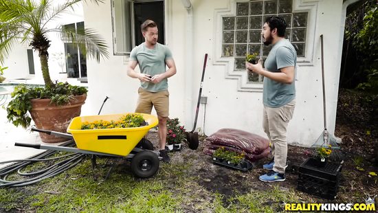 Naughty blonde seduces hunk dude with her wet twat