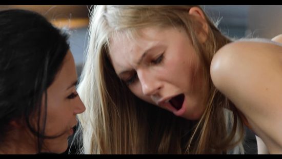 Horny girls have the room for themselves