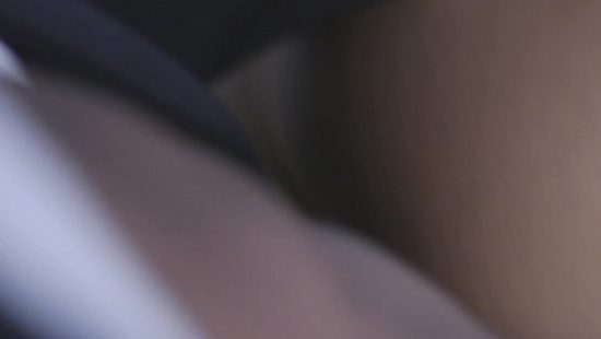 Classy dame fucked in a luxury ride