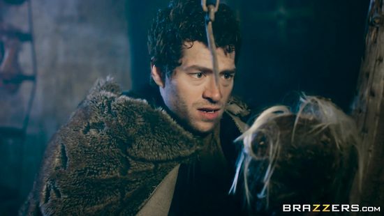 Hunk smashes two hotties in a retro xxx film