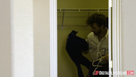 Sensual lesbian outdoor sex