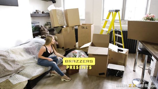 Whore fucked in her new apartment