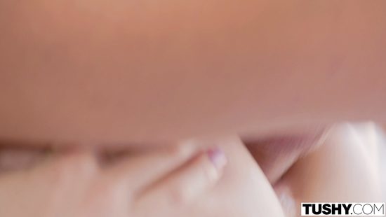 Dude feasting on Anya Olsen's ass