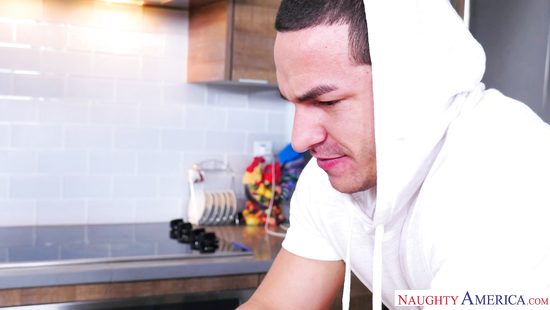 Sofi Ryan regrets accepting anal