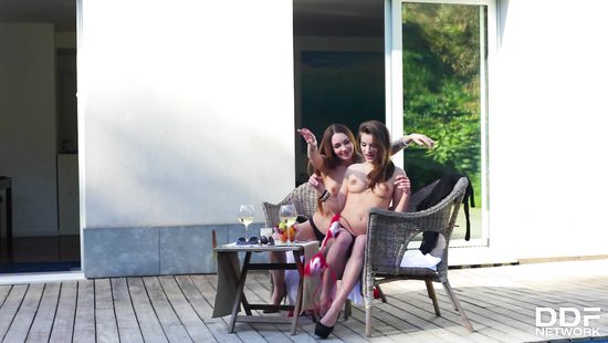 Girls turn attention to stud's hard cock