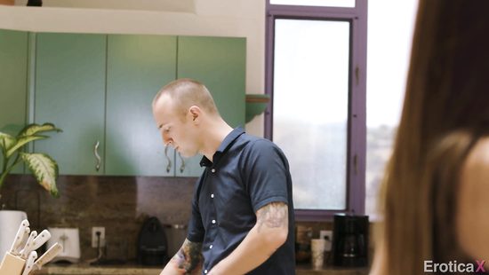 Hot brunettes fucked in a breathtaking FFM