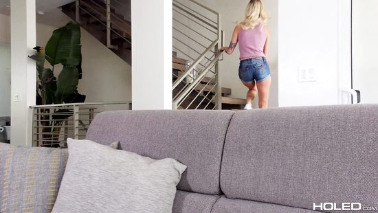 Kinky white bitch smashed roughly in the ass