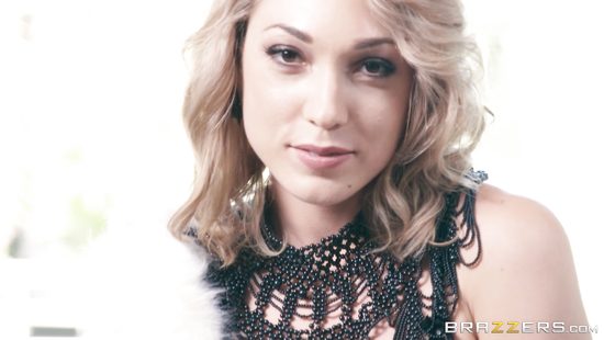 MMF threesome is her sweet arrangement