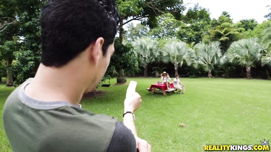 Hottie is desperate for dick