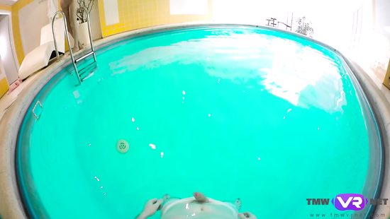 Dame showcasing porn-grade blowjob skills