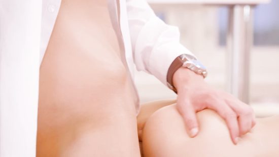 Lad hammering dame's clearly shaved cunt