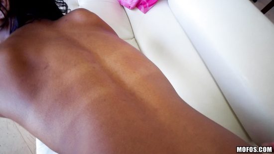 Whore goes out of her way to pleasure hunk boyfriend