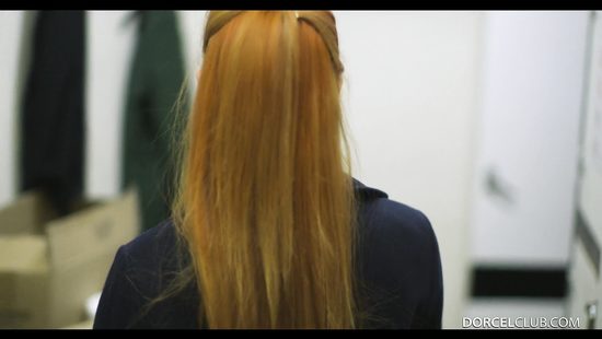 Stud picks up a random whore and fucks her roughly