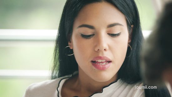 Smashing brunette gets her pussy licked and fucked properly