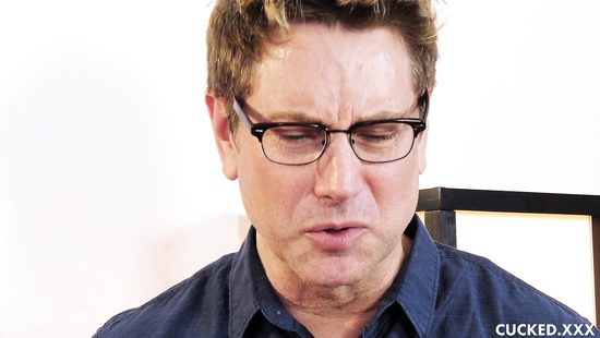 Wife cuckolds hubby with his friend