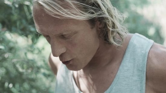 Mature couple fuck nastily in the woods