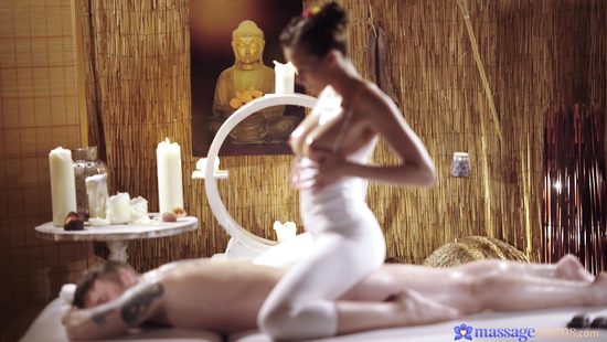 Gorgeous masseuse gets a load of sperm on tits