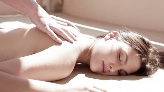 Maria Agrado shagged after massage