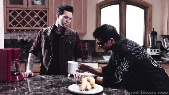 Tattooed stallion banging Jessa Rhodes