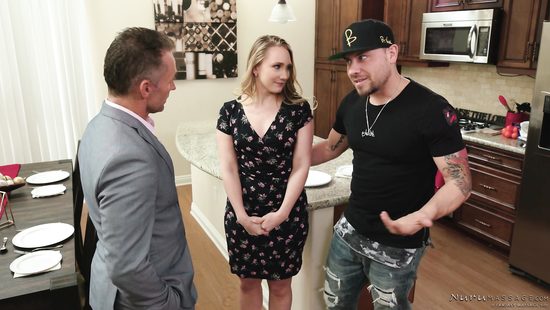 Blonde is fucking under shower