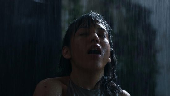 Horny couple fucking in rain