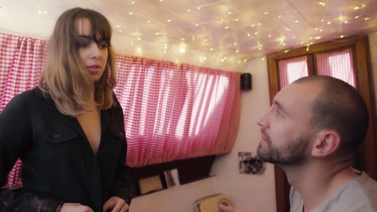Teen chick blows her stepdaddy