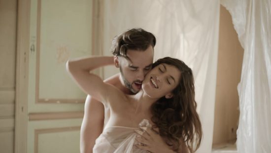 Amazing babe licked and fucked