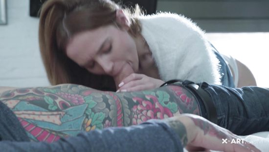 Tattooed stud banging petite chick