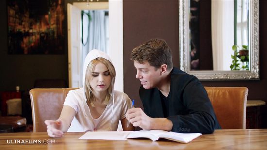 Blonde sucks and fucks good