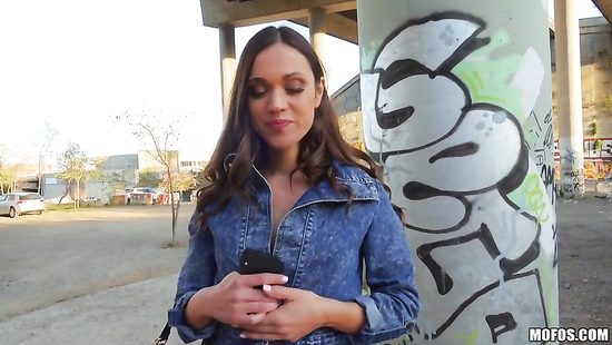 Babe gets doggystyled in public