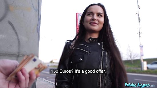 Amateur girl fucked on street