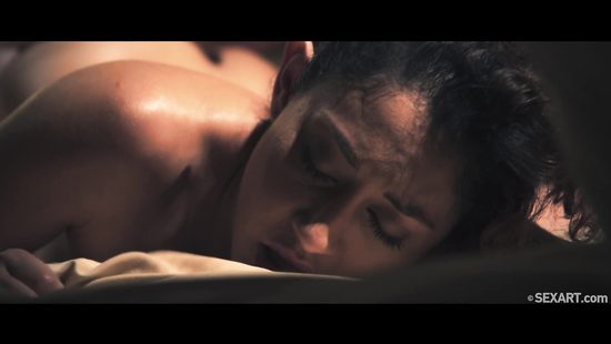 Romantic lesbian sex action