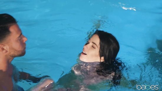 Poolboy fucks amazing brunette girl
