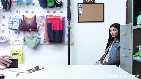 Brunette shoplifter is getting fucked