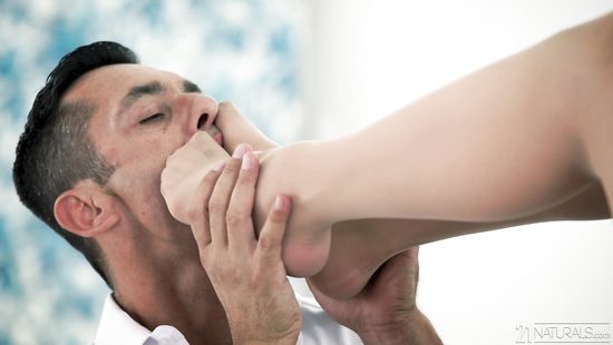 Horny man worships blonde's feet