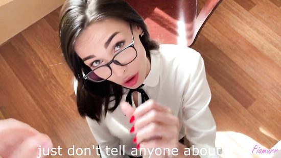 Pretty girl sucks big dick