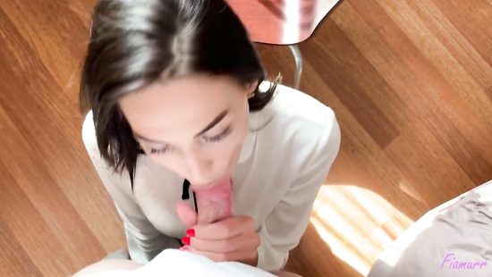 Pretty girl sucks big dick