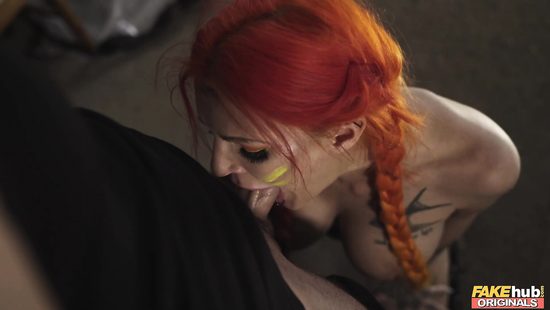 Horny chick gets shagged