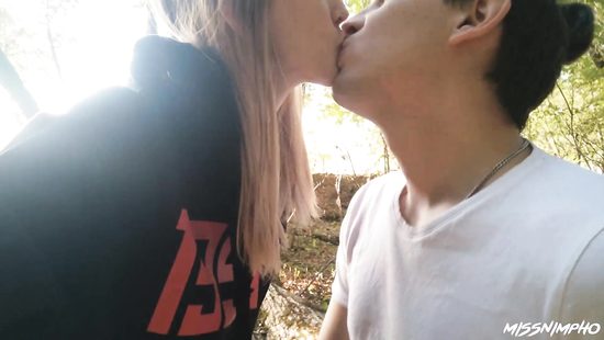 Outdoor hardcore action with blonde