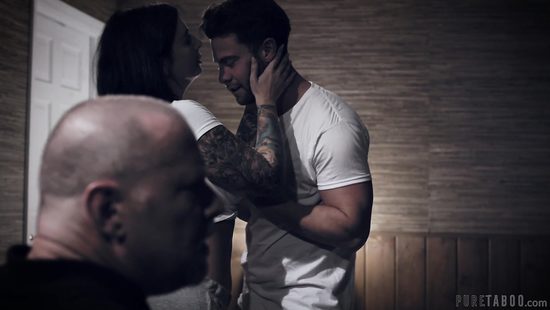 Inked brunette gets rough drilling